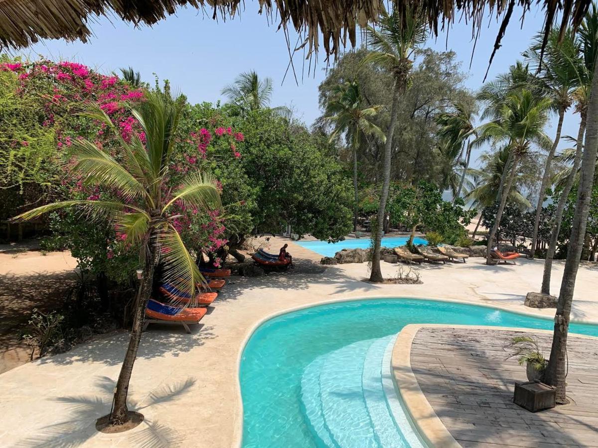 White Elephant Sea Lodge Малинди Экстерьер фото