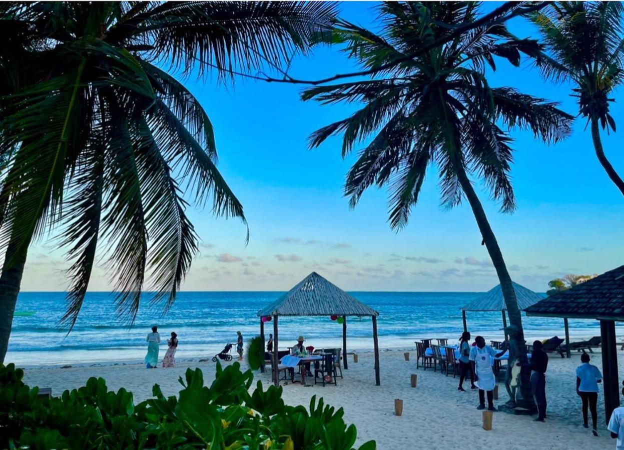 White Elephant Sea Lodge Малинди Экстерьер фото