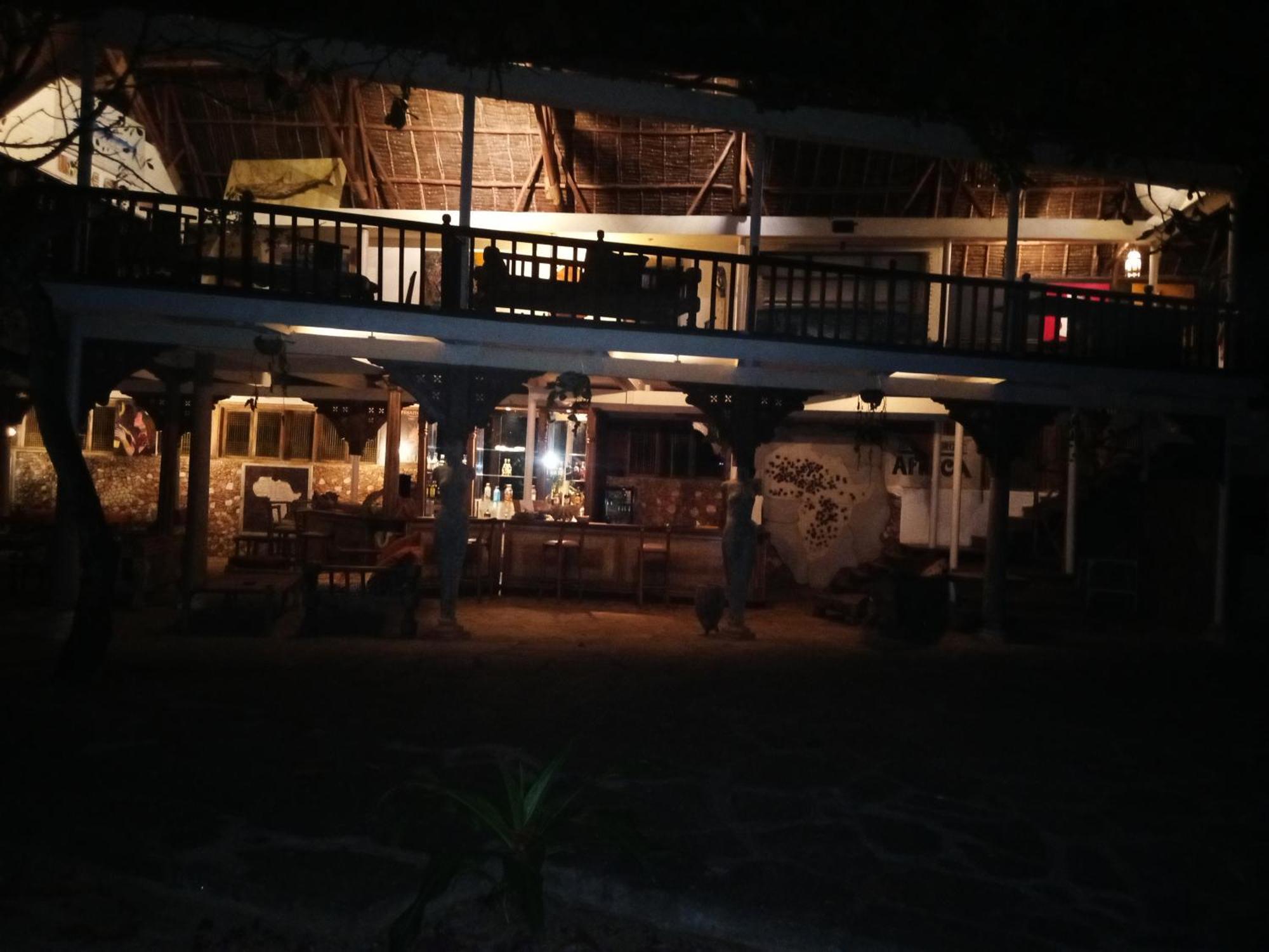 White Elephant Sea Lodge Малинди Экстерьер фото